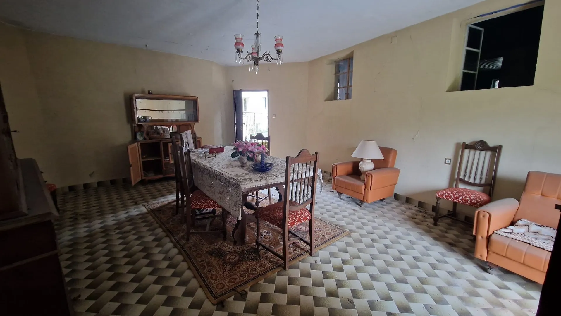 Vivenda de campo e vários terrenos para venda em Zebral, Vieira do Minho