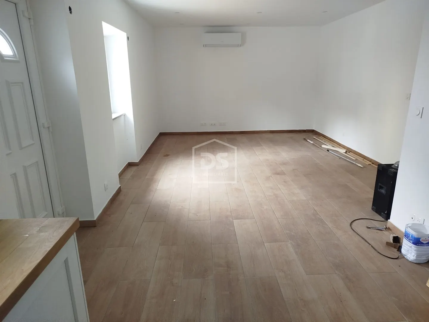 Moradia totalmente remodelada na pacata aldeia de Casal Mendo, no concelho de Carregal do Sal