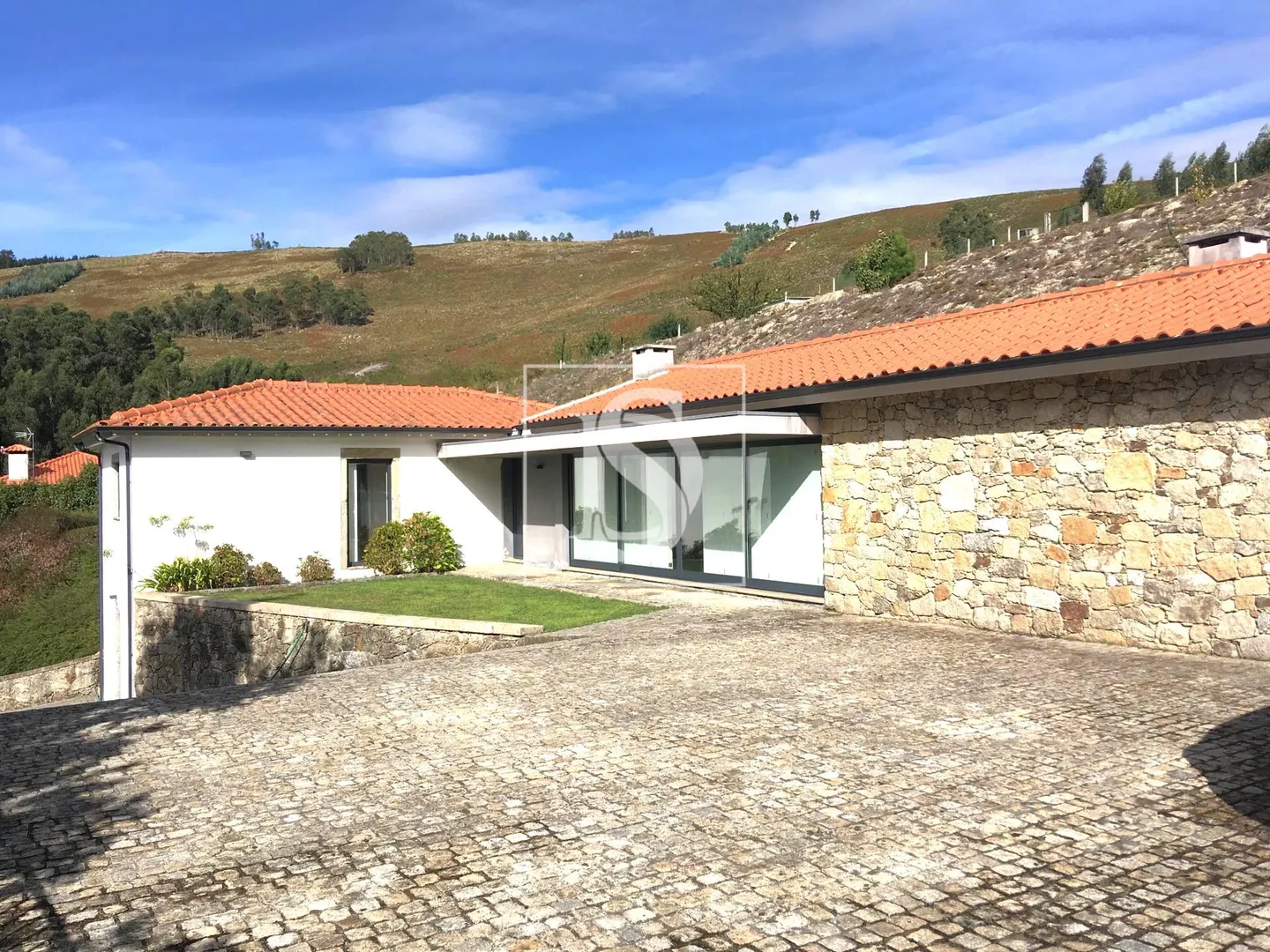 Moradia Isolada T3+1, em Serdedelo, Ponte de Lima