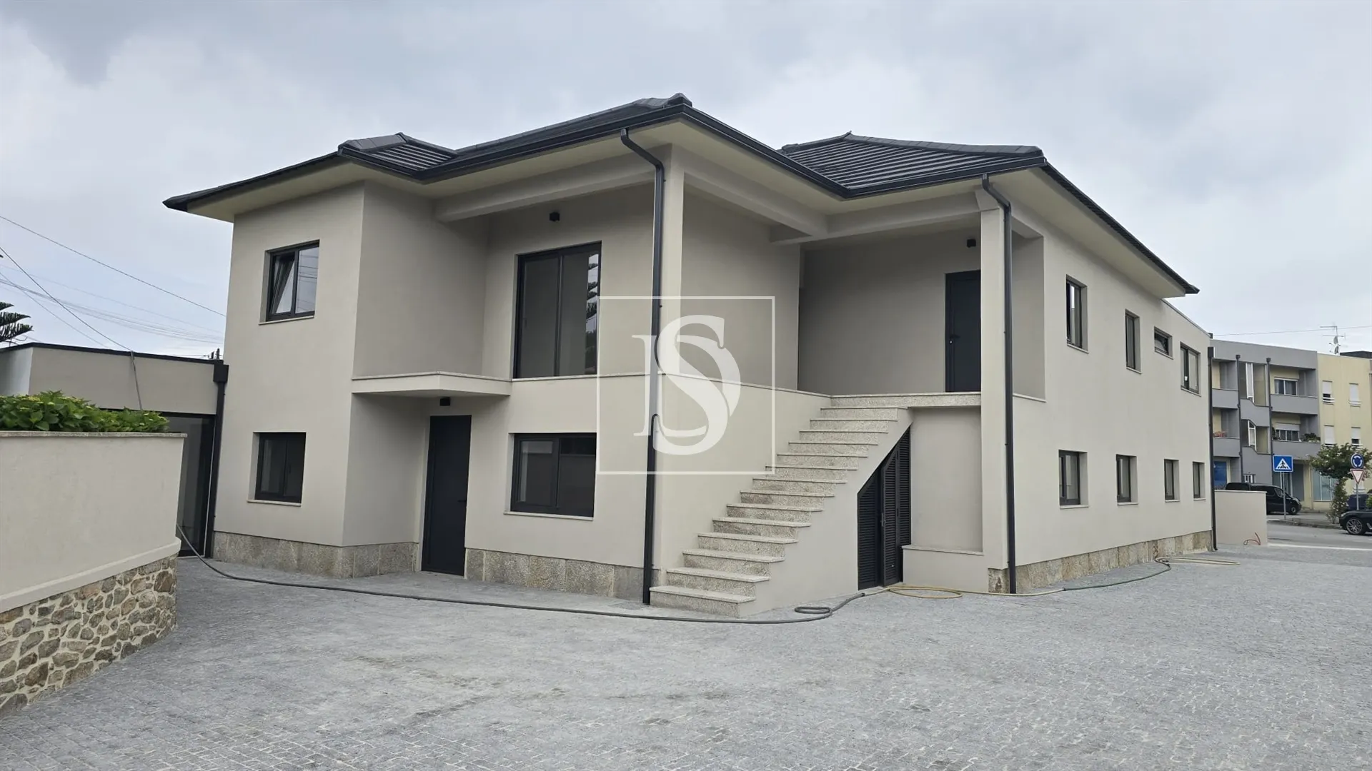 Apartamento T1+1 NOVO - Tamel S. Veríssimo