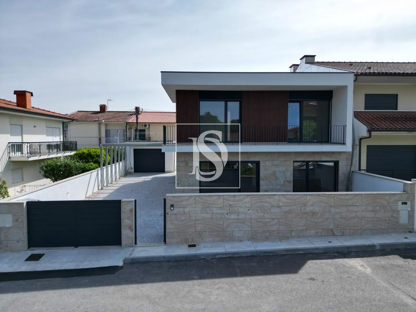 Moradia T4