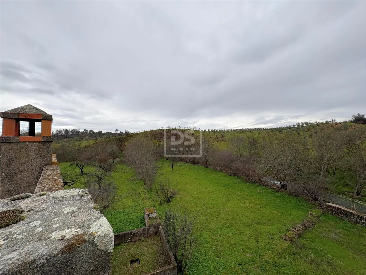 Mixed Real Estate T1