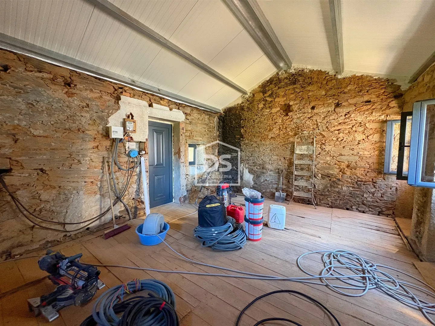 Mixed Real Estate T2