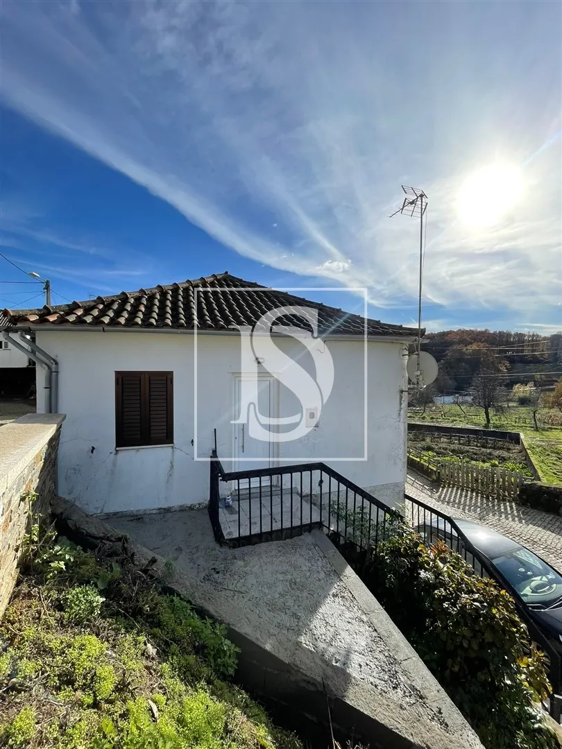 Moradia Geminada T4