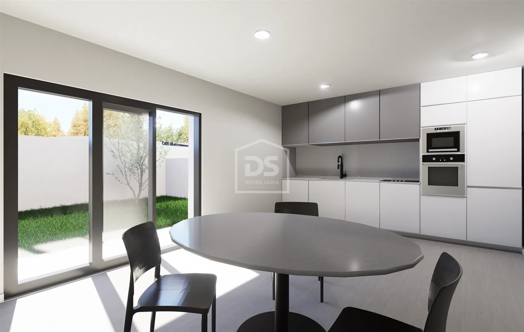 Moradia em Banda T2+2 DUPLEX