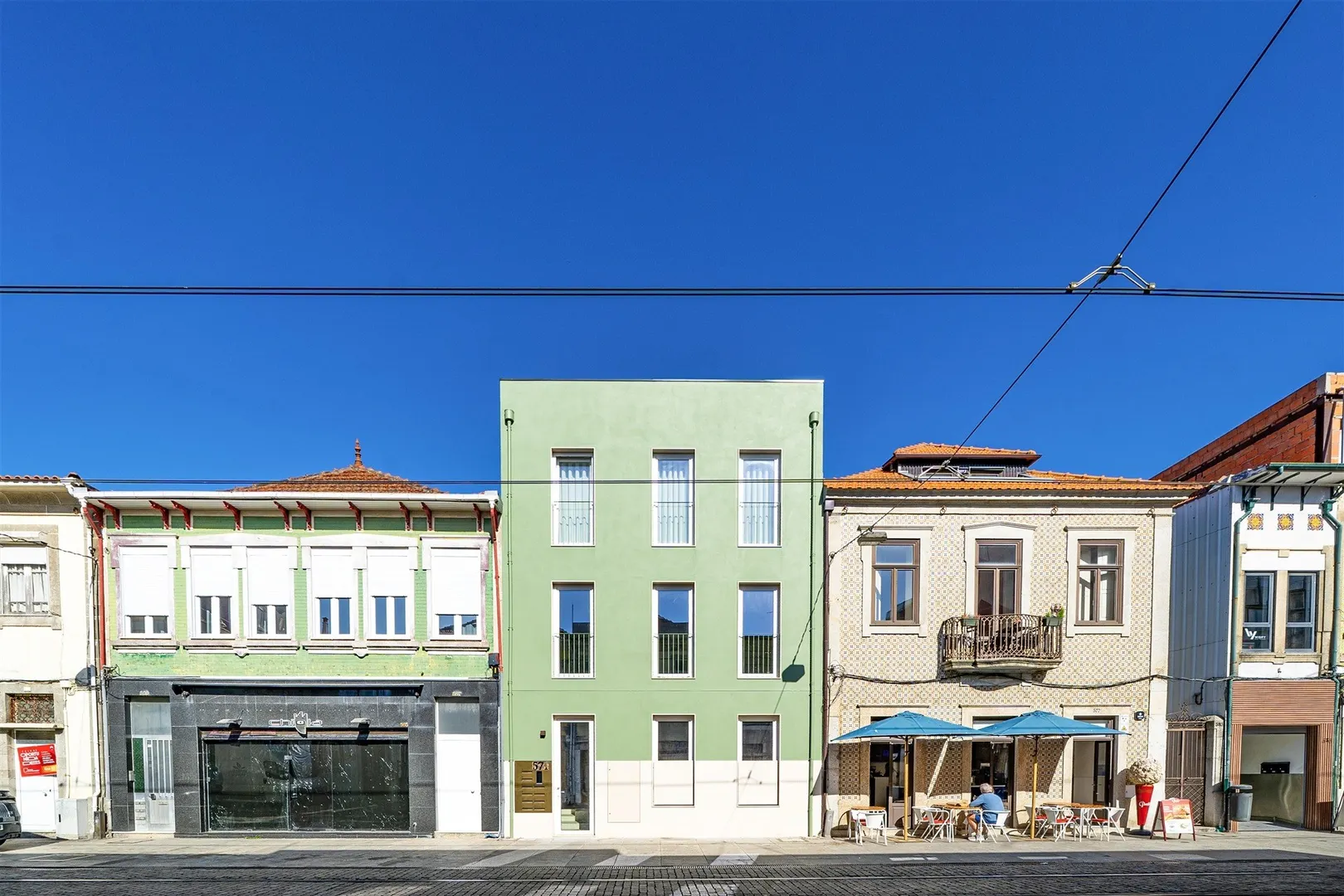 Apartamento T1 + Escritório  | Novo  | Equipado e Mobilado  | Zona Matosinhos sul