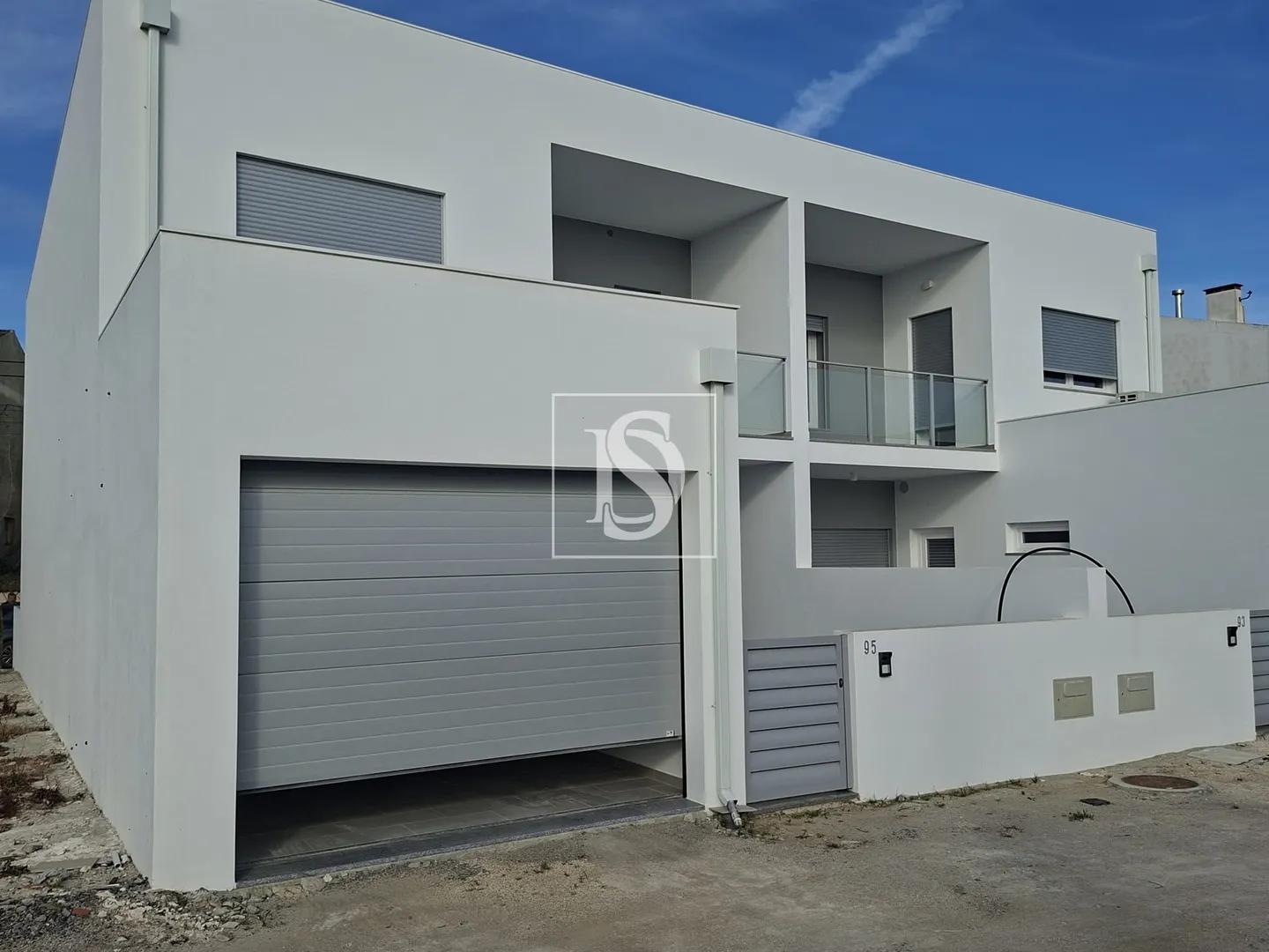 Moradia T4 Nova com Vista Mar na Atalaia | Design Contemporâneo | A 2 Minutos da Lourinhã