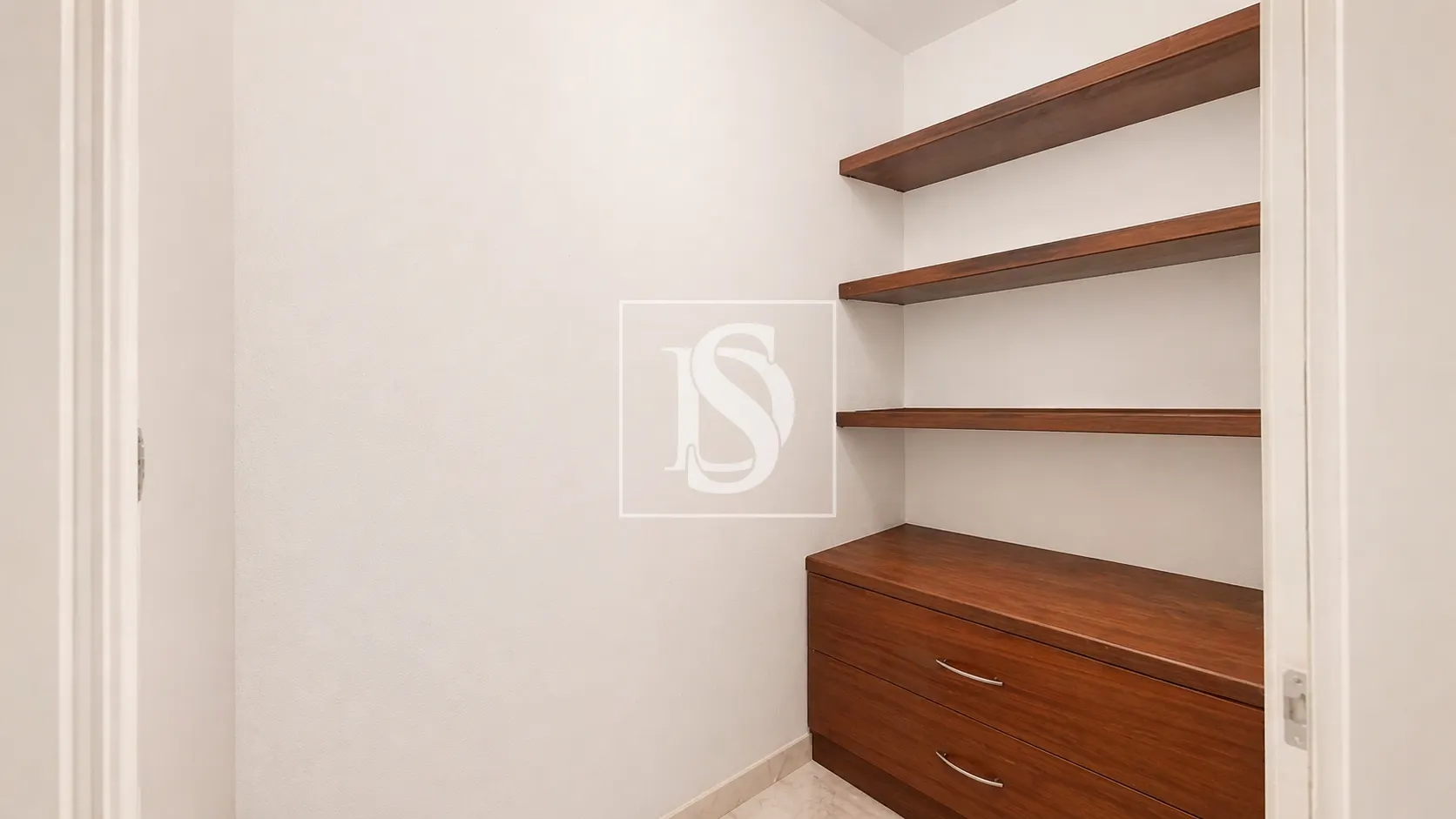 T3 com Suite, Varandas Fechadas e Arrecadação – Póvoa de Santa Iria