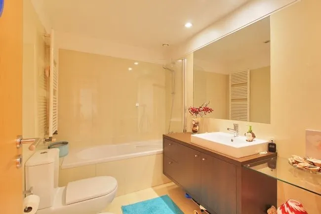 T2 a venda em Frente ao Metro em Vila Nova de Gaia ! Avenida da Republica