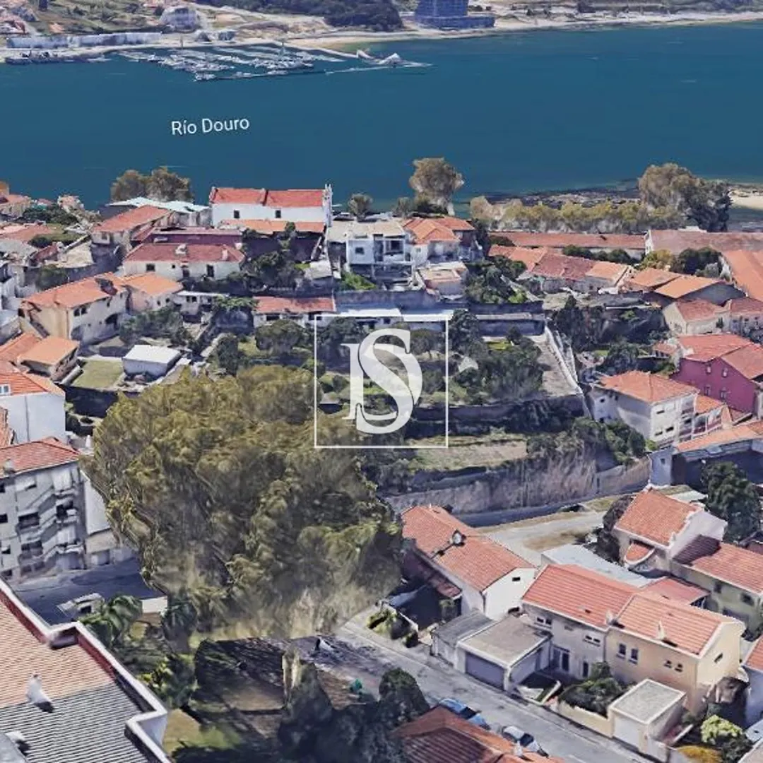 Moradia para Restaurar T1