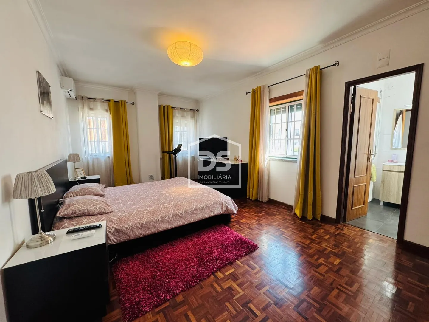 Semi-detached house T4