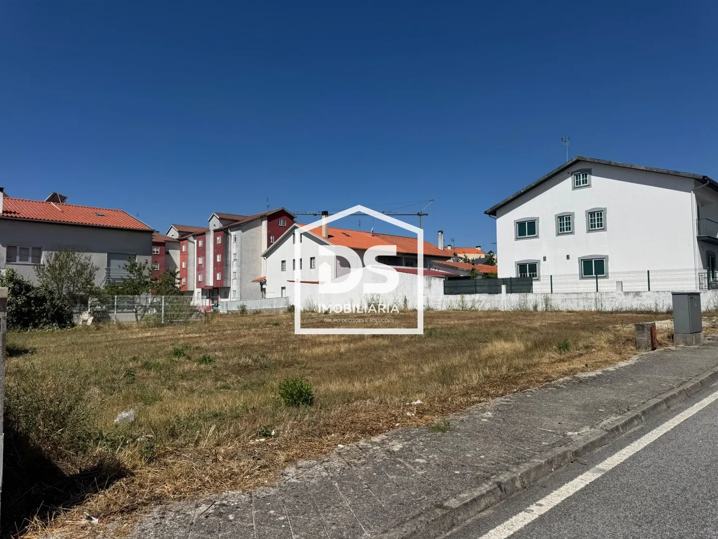 Building Plot for Sale in Guarda Gare | Approved Project 345m²