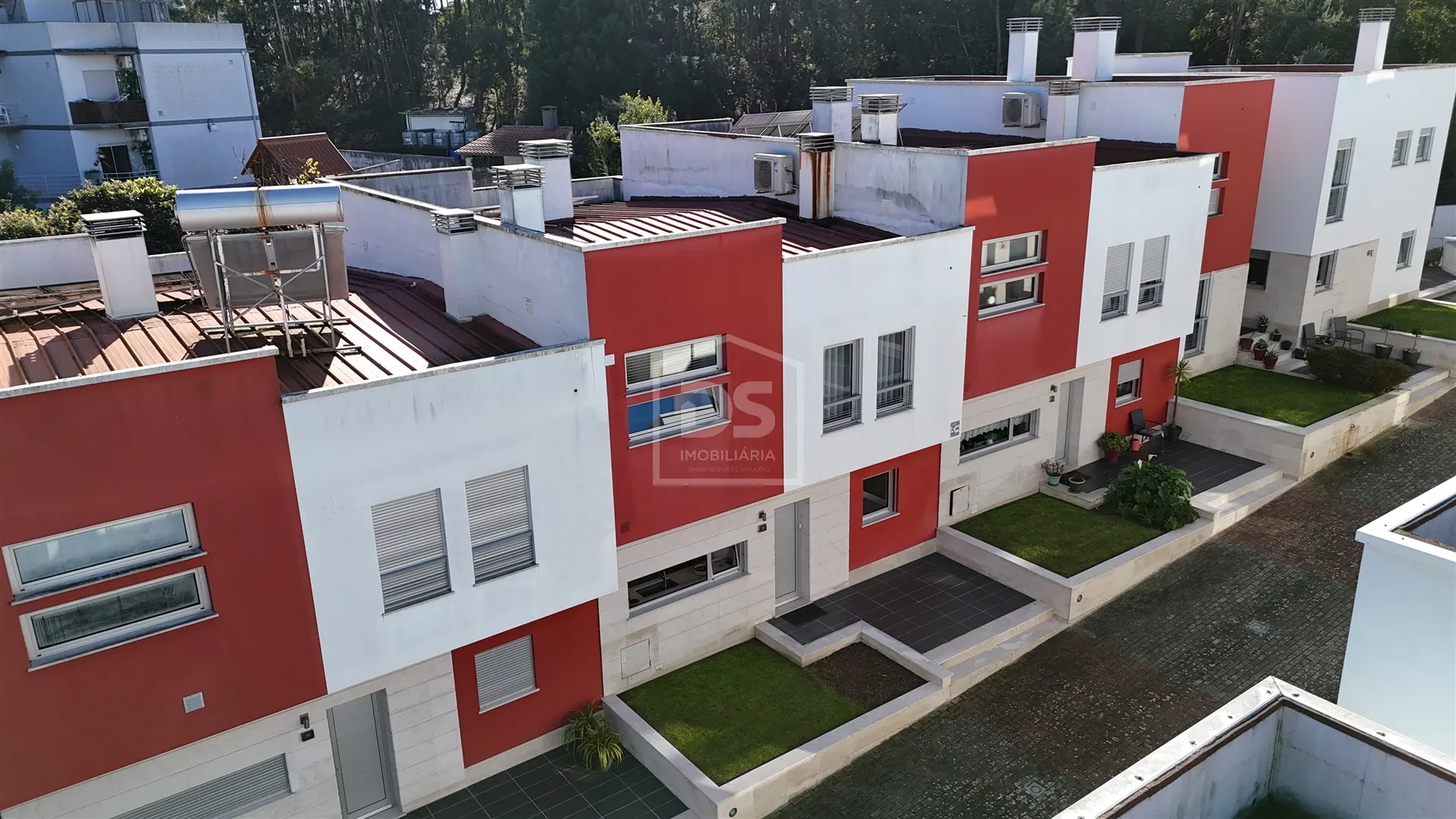 Moradia de Luxo T4 Leiria Condomínio Fechado