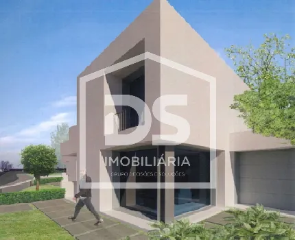 Terreno com Projeto aprovado para 3 Moradias  em Marinha Grande