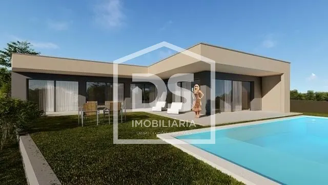 New 3-Bedroom House for Sale in Alfeizerão