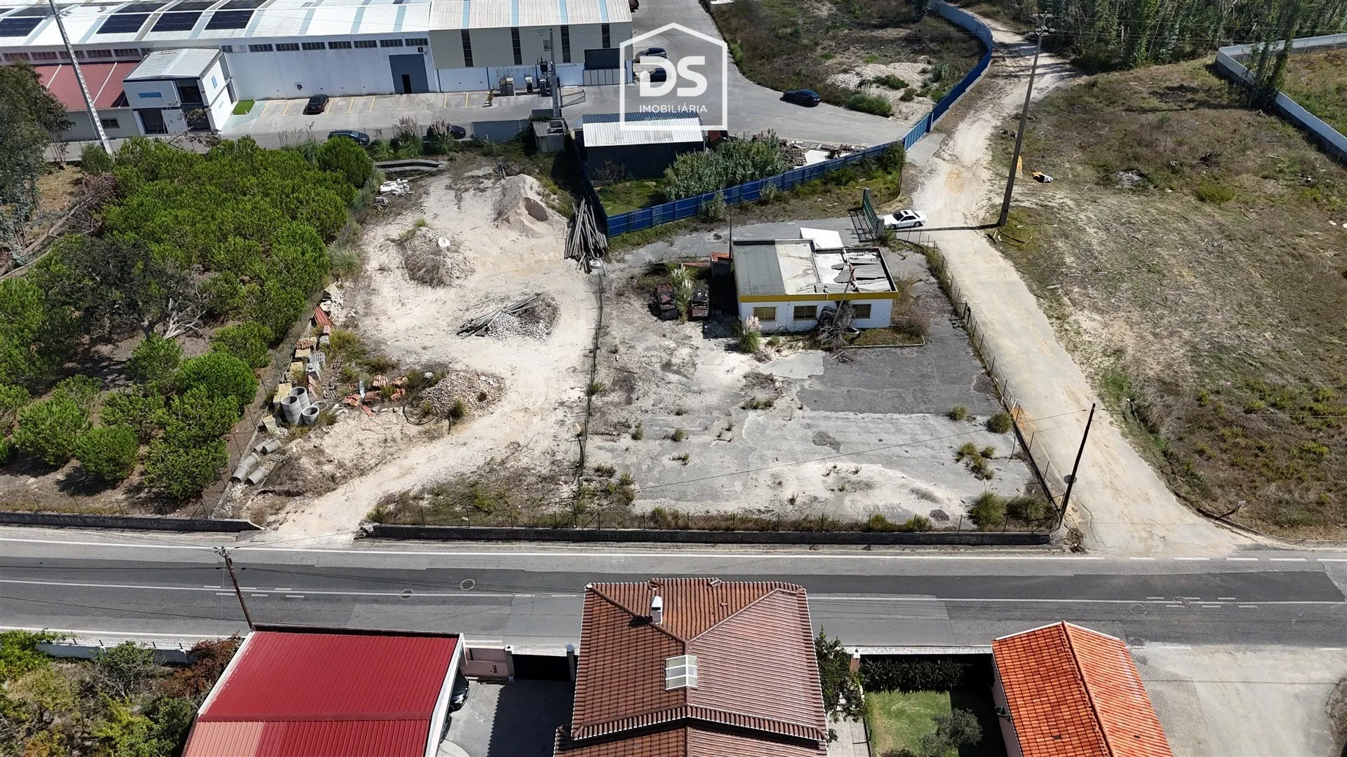 1,420 m² Plot for Sale, Ideal for Your Business in Marinha Grande