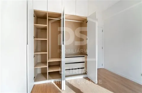 Apartamento T3 Remodelado na Quinta da Alçada, Leiria