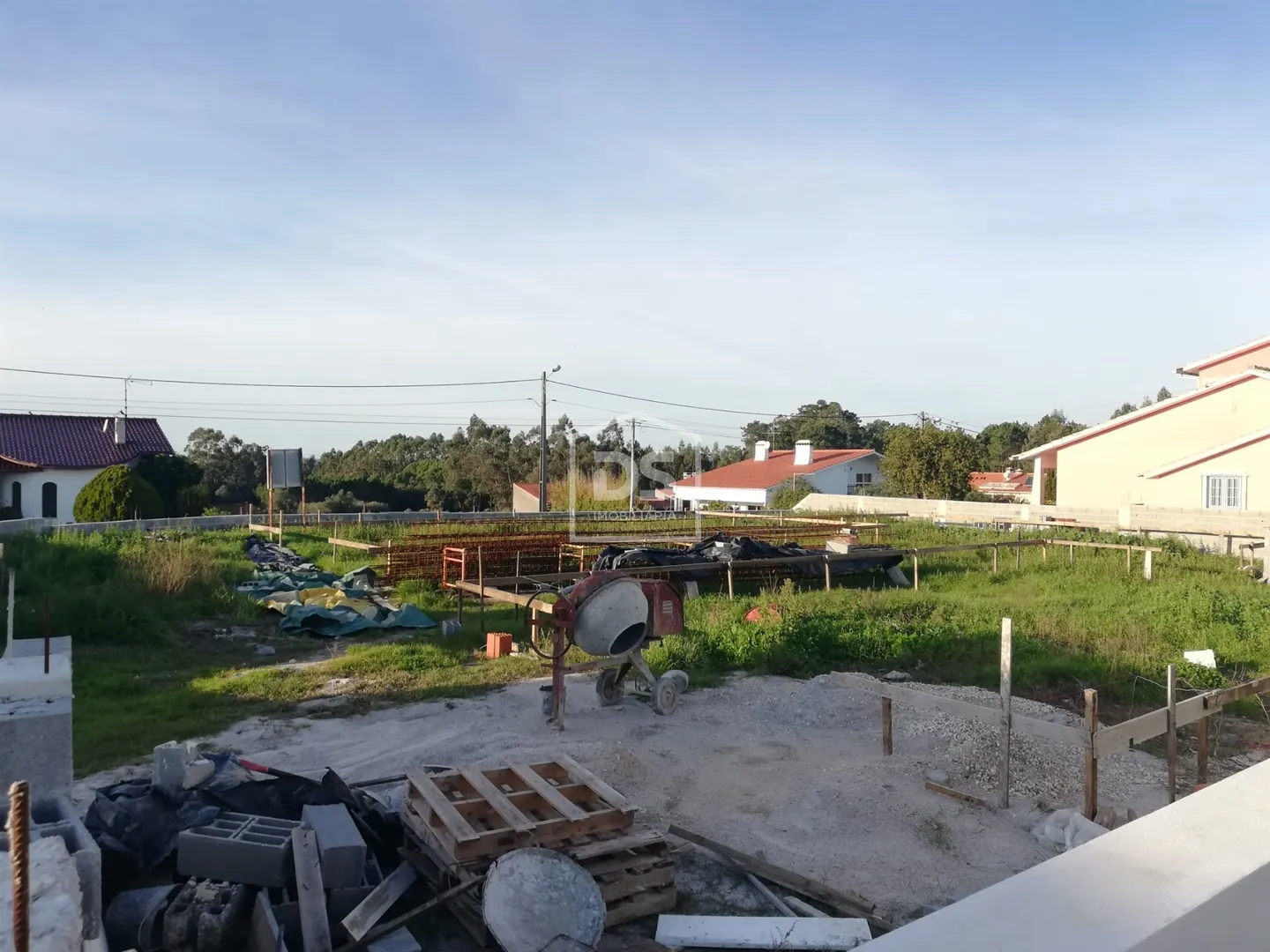 Moradia T4 geminada