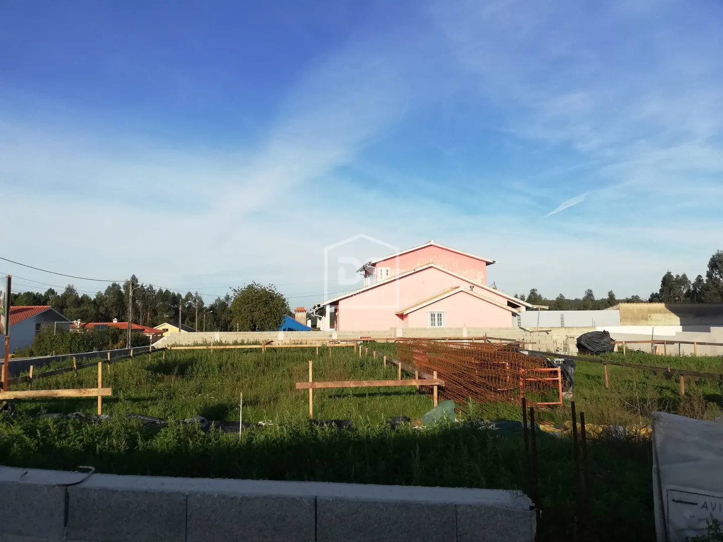 Moradia T4 geminada Ortigosa