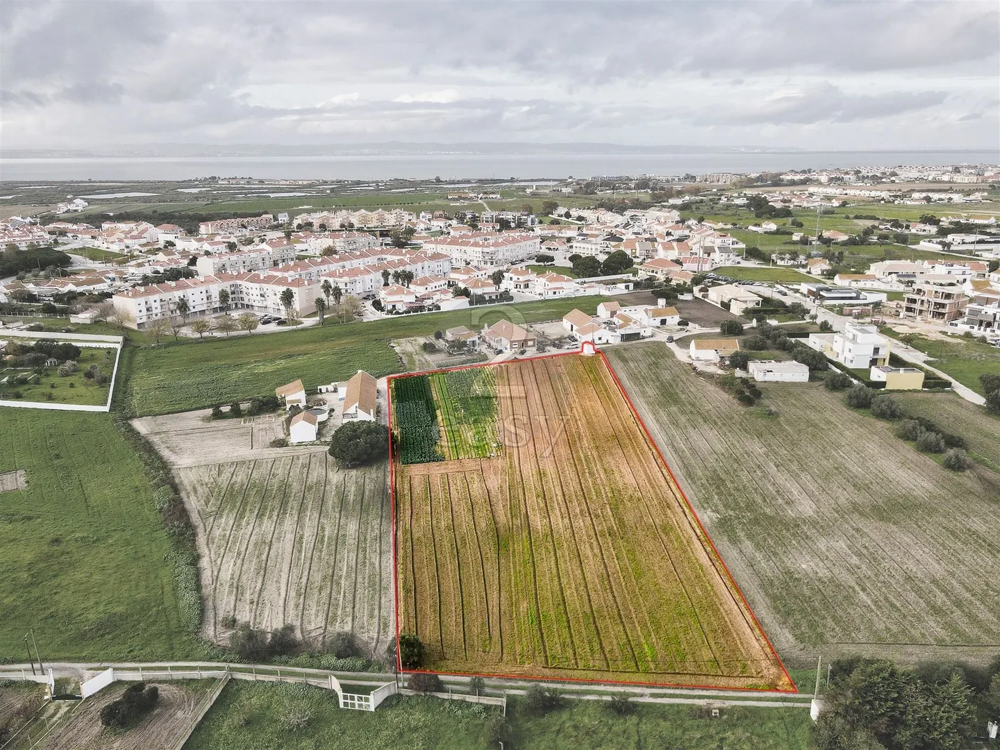 Land for sale in Alcochete, Portugal — €745,000