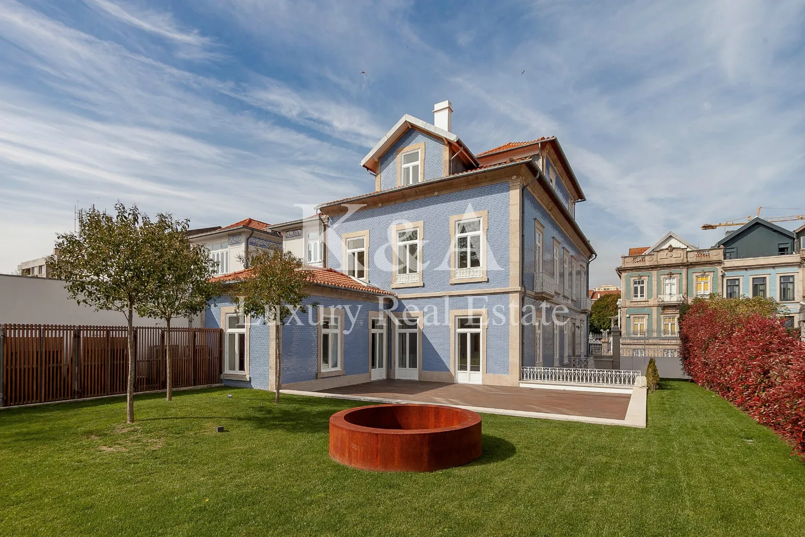 House T6