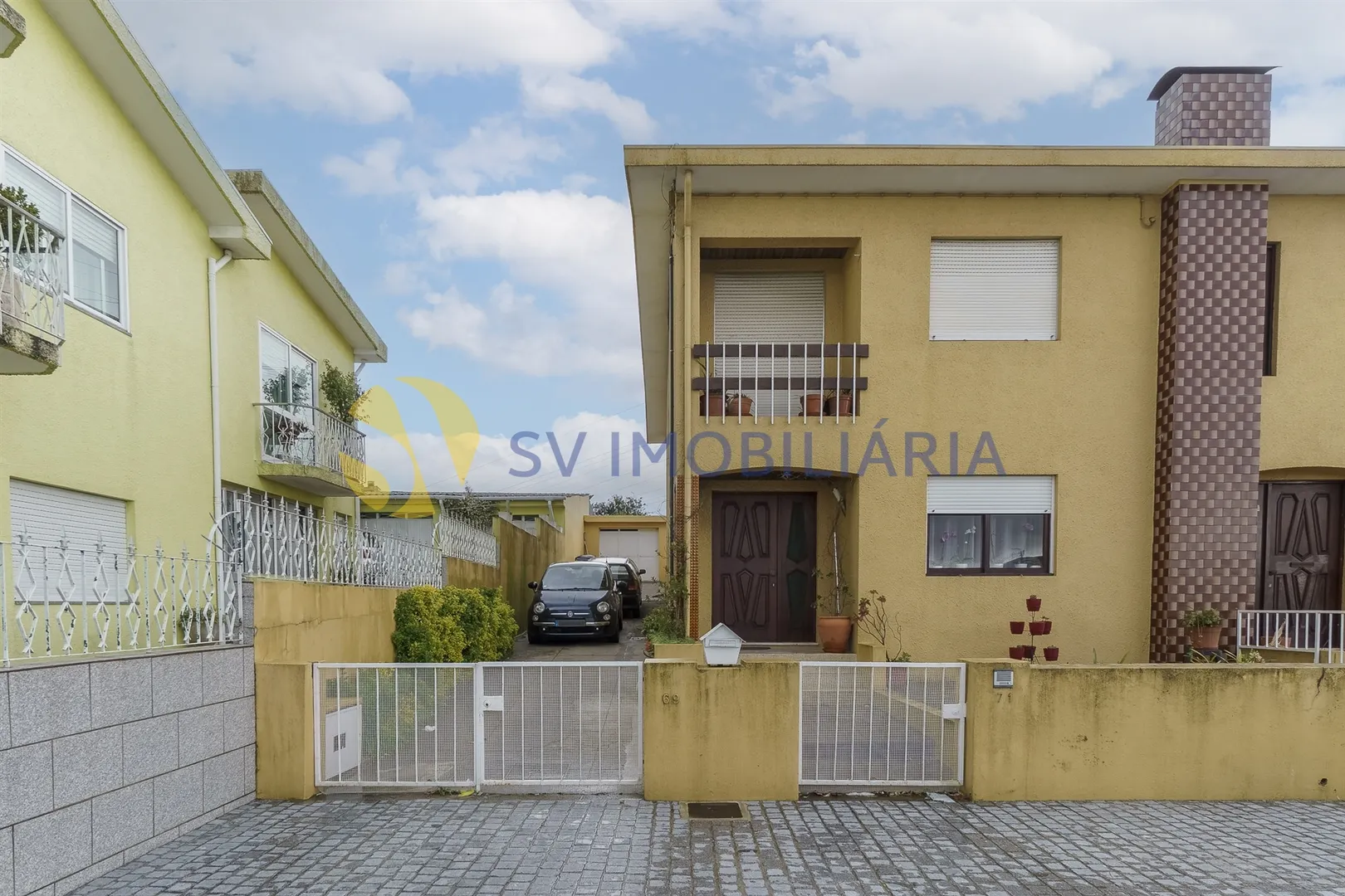 Andar moradia T3 independente com jardim em Nogueira da Maia
