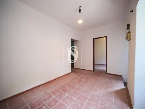 Moradia com 2 assoalhadas localizada em Soudos