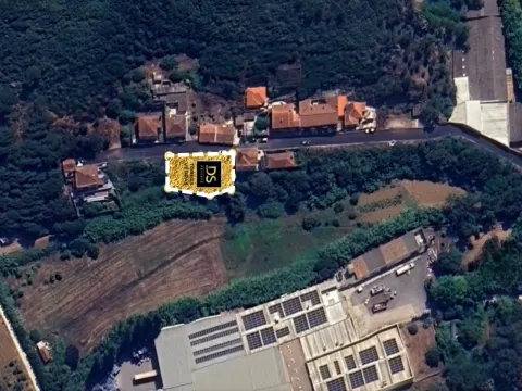 Terreno Urbano com Projeto Aprovado para 4 Moradias
