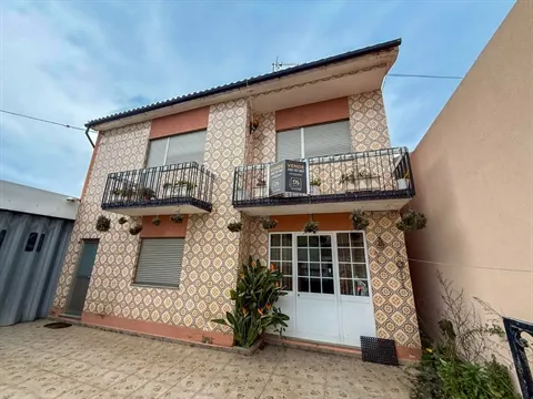 Moradia T5
