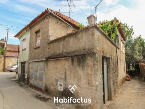 Detached house to restore T2