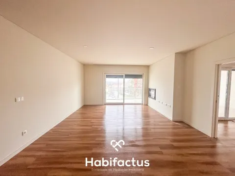 Apartamento T3+2 Duplex