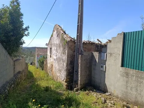 Moradia para Restaurar T3