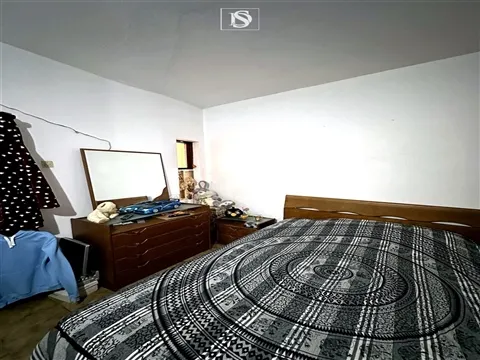 MORADIA EM ALCOROCHEL — RÉS-DO-CHÃO + 1º ANDAR | PRONTA A HABITAR | ESPAÇO COMERCIAL INDEPENDENTE