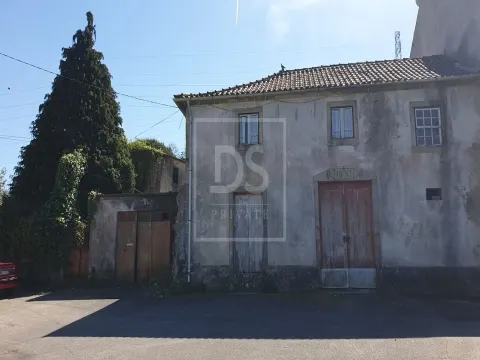 Quinta / Casa De Campo em pedra para remodelar em Ponte de Lima