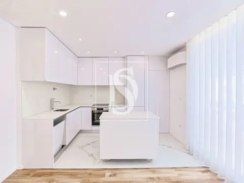 Moradia COMO NOVA, em Barcelinhos!