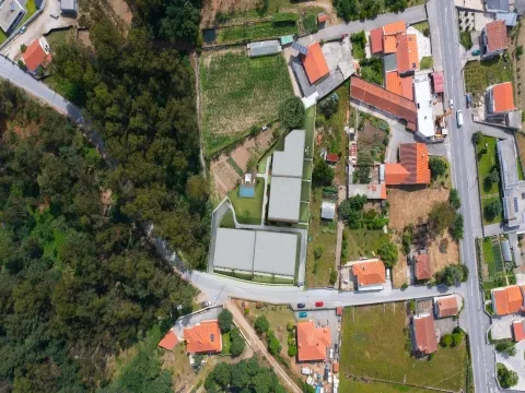 Apartamento T1, NOVO, em condomínio com piscina!