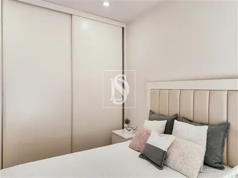 Apartamento T3 no centro de Vila Verde, com garagem fechada e duas frentes