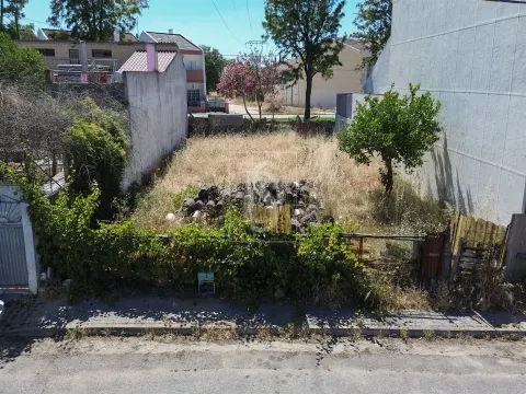 Terreno Urbano para Construção na Vila-Chã, Barreiro | 267 m² | 75.000€