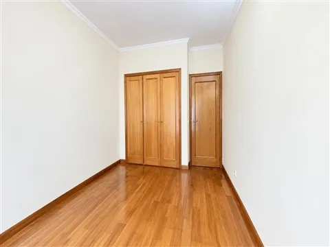 Apartamento T2+1