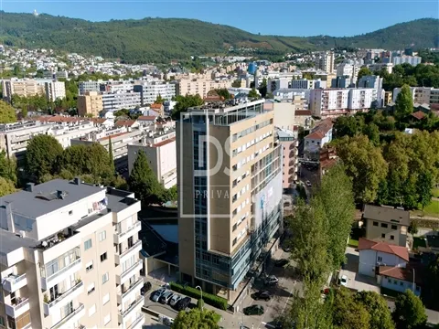 T3 com Suite, Garagem e Vista para o Bom Jesus e Sameiro – S. Vítor, Braga