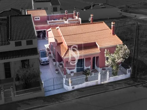 Moradia T4