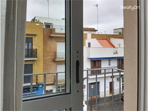 Exclusivo Dúplex en el Corazón de Coria del Río