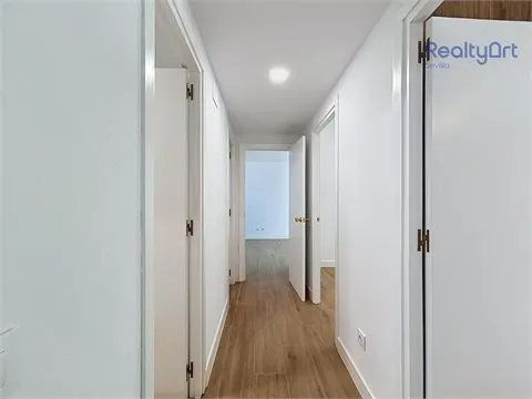 PISO EN TRIANA EVANGELISTA - PAGÉS DEL CORRO