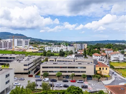Apartamento T3 de Luxo | Empreendimento Mira Rio – Barcelinhos.