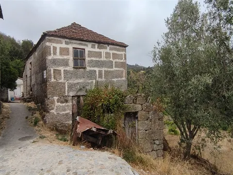 Moradia Devoluta T2