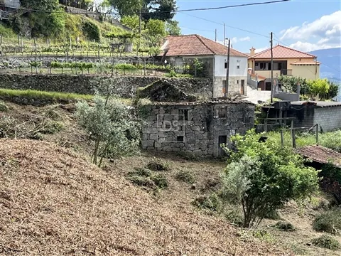 Moradia Devoluta T3 Venda