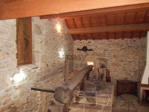 Small Farm >=10 Bedroom