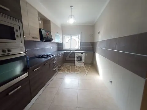 &#1050;&#1074;&#1072;&#1088;&#1090;&#1080;&#1088;&#1072; &#1089; 3 &#1089;&#1087;&#1072;&#1083;&#1100;&#1085;&#1103;&#1084;&#1080; &#1089; &#1082;&#1083;&#1072;&#1076;&#1086;&#1074;&#1086;&#1081; &#1080; &#1075;&#1072;&#1088;&#1072;&#1078;&#1086;&#1084;, &#1057;&#1072;&#1085;&#1090;&#1100;&#1103;&#1075;&#1086;-&#1076;&#1091;-&#1050;&#1072;&#1089;&#1077;&#1084;, &#1040;&#1083;&#1077;&#1085;&#1090;&#1077;&#1078;&#1091;