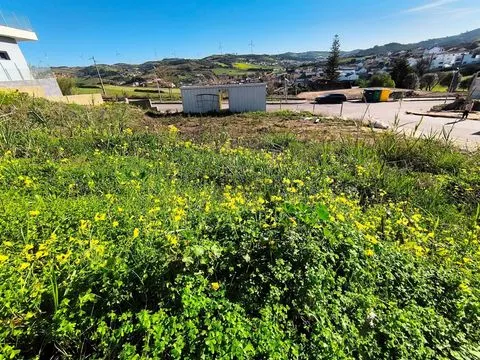 Terreno Urbano – Urb. Santa Cecília, Pero Negro, Sapataria