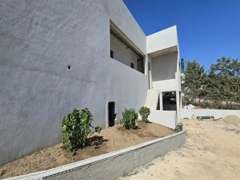 Moradia Térrea de Luxo com piscina